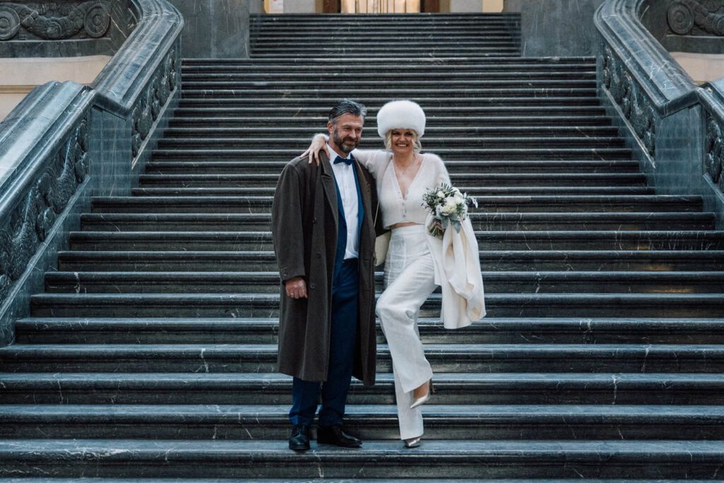 Detailaufnahme der Eheringe auf dem Trautisch im Standesamt Neues Rathaus Hannover