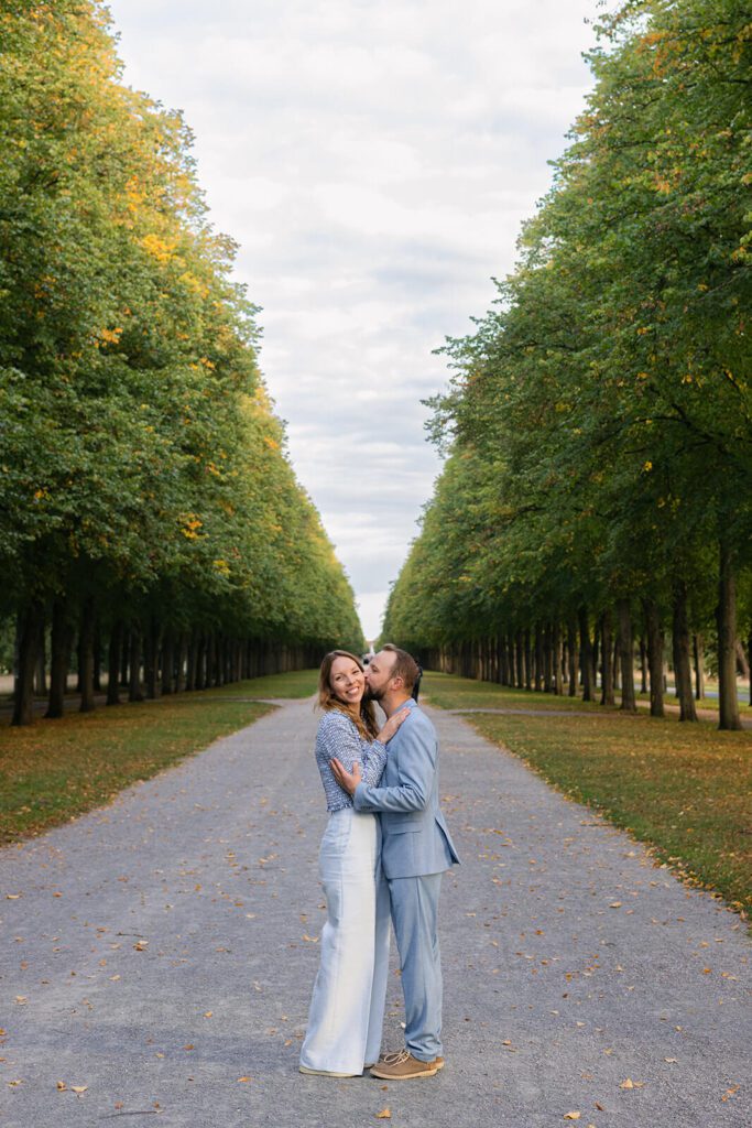 Hochzeitsfotograf deutschlandweit hält solche schönen Momente mit seiner Kamera für euch fest. 